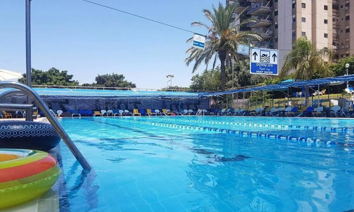 כרטיסיית 10 כניסות לבריכת מגדלי אביב - גם בשישי